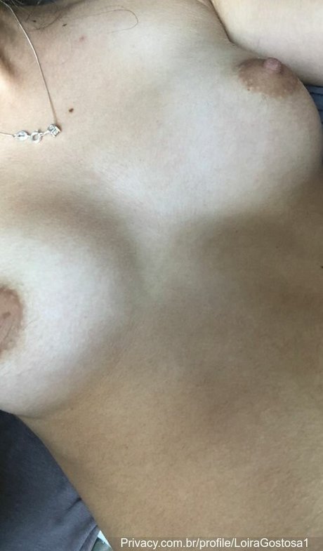 Nacktes geleaktes OnlyFans-Foto von Loiragostosa