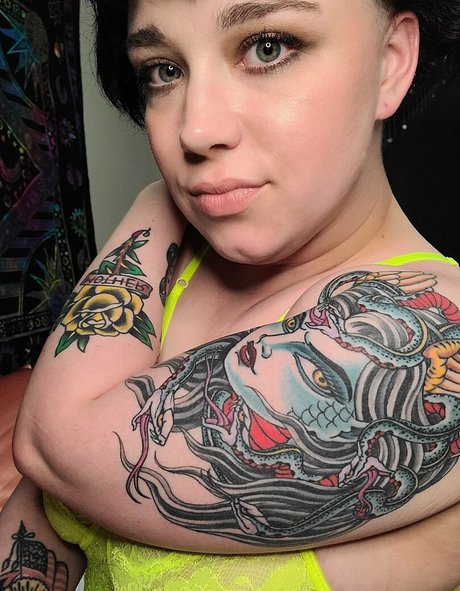 Thequeenhasarrived