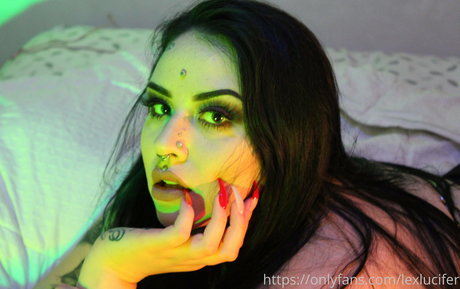 Nacktes geleaktes OnlyFans-Foto von Lexlucifer