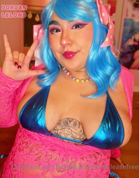 Nacktes geleaktes OnlyFans-Foto von Justbearwithmepleasefree