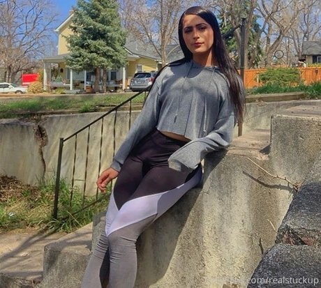 Nacktes geleaktes OnlyFans-Foto von Realstuckup