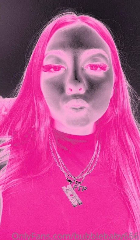 Nacktes geleaktes OnlyFans-Foto von Bubblebaby666