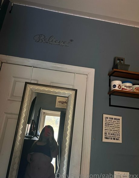 Nacktes geleaktes OnlyFans-Foto von Gabnicolexx
