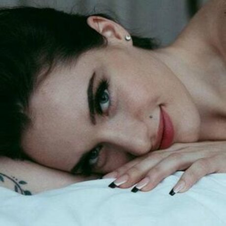 Nacktes geleaktes OnlyFans-Foto von Blindcharity