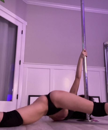 Nacktes geleaktes OnlyFans-Foto von Cameron Canela