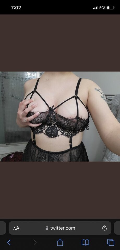 Nacktes geleaktes OnlyFans-Foto von Prxncess Waifu