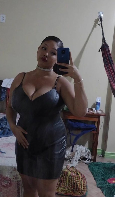 Nacktes geleaktes OnlyFans-Foto von Anatadashimkd