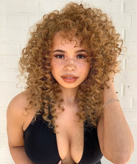 Nacktes geleaktes OnlyFans-Foto von Mayaregiii