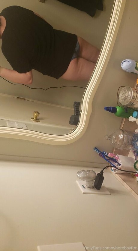 Nacktes geleaktes OnlyFans-Foto von Ftmincubus
