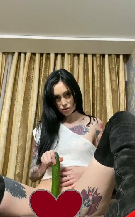 Nacktes geleaktes OnlyFans-Foto von Angelicadynamite