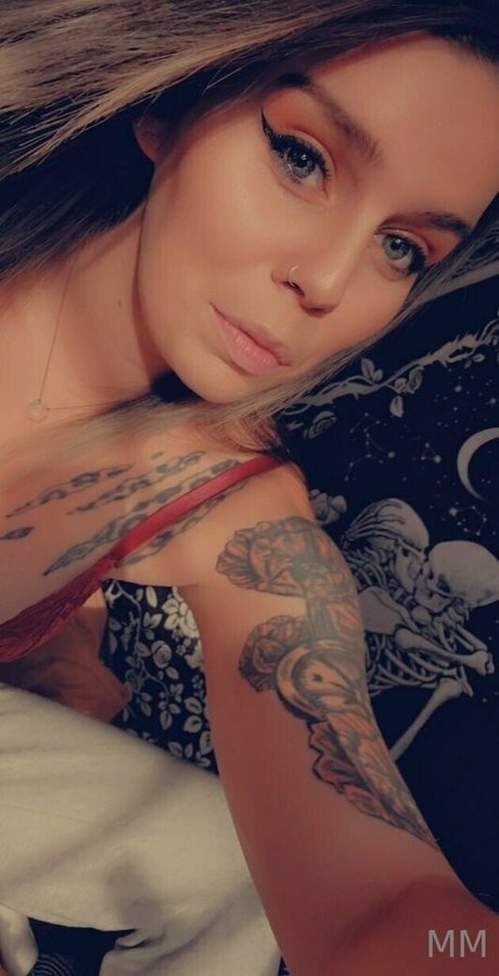 Nacktes geleaktes OnlyFans-Foto von Mysteriousmoon