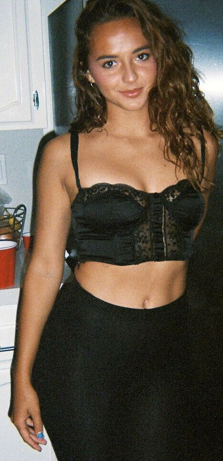 Nacktes geleaktes OnlyFans-Foto von Calista Reyes