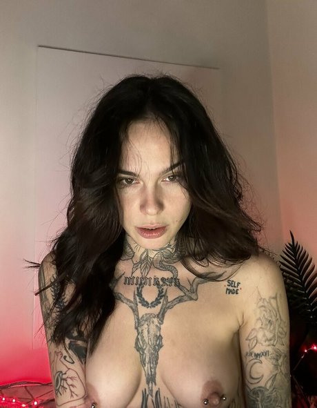 Nacktes geleaktes OnlyFans-Foto von Tattstoner