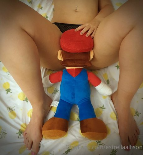 Nacktes geleaktes OnlyFans-Foto von Estrellaallison
