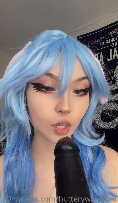 Nacktes geleaktes OnlyFans-Foto von Butterywaterboi