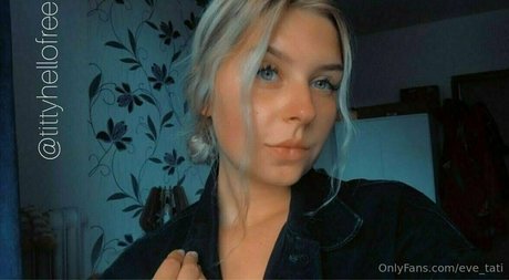Nacktes geleaktes OnlyFans-Foto von Evetati