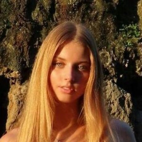 Nacktes geleaktes OnlyFans-Foto von Ieva Kursev