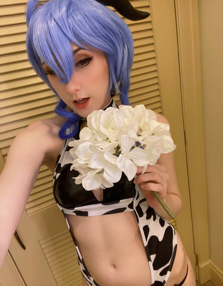 Mangoloo Cosplay