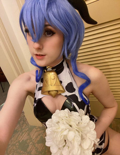 Mangoloo Cosplay
