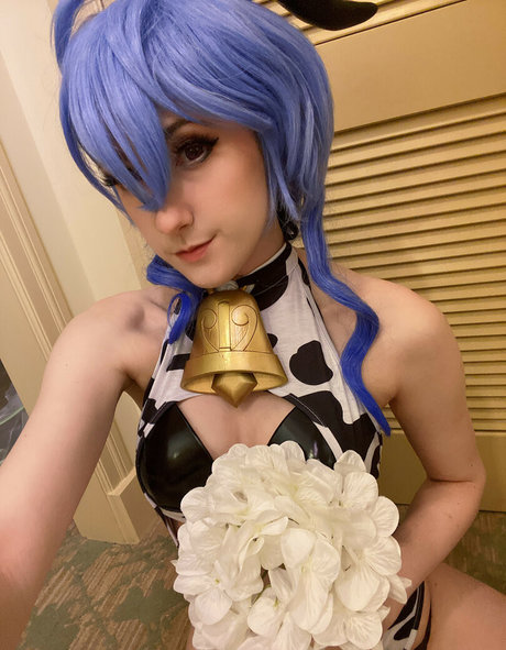 Mangoloo Cosplay