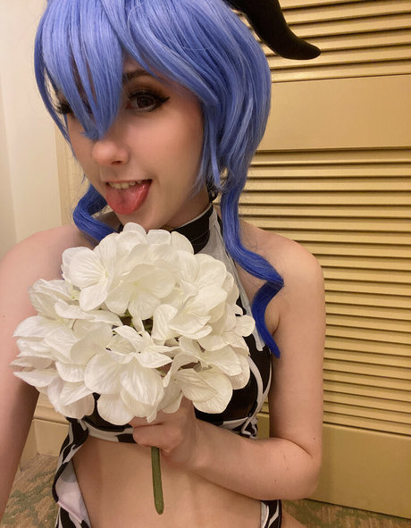Mangoloo Cosplay