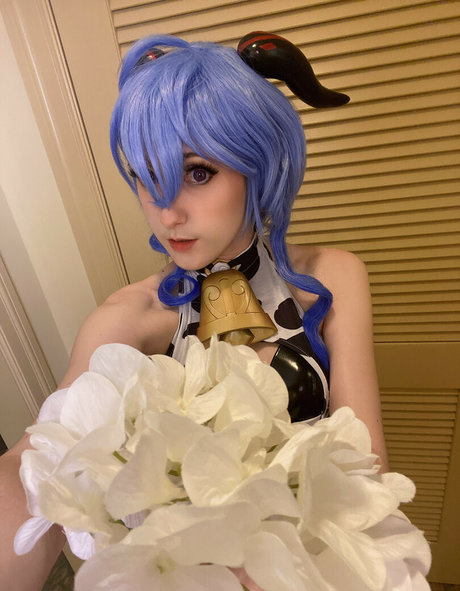 Mangoloo Cosplay