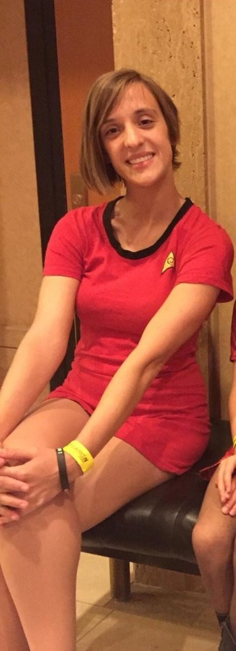 Nacktes geleaktes OnlyFans-Foto von Ashley Victoria Robinson