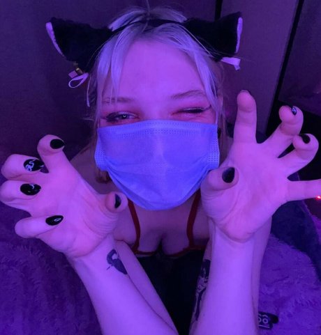 Nacktes geleaktes OnlyFans-Foto von Shiro Liss
