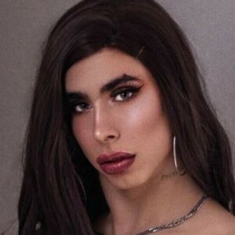 Nacktes geleaktes OnlyFans-Foto von Hungbratz
