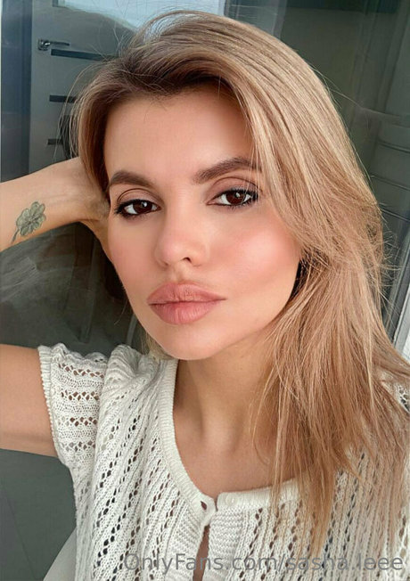 Nacktes geleaktes OnlyFans-Foto von Sashaleee