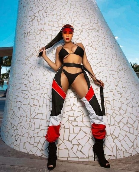 Nacktes geleaktes OnlyFans-Foto von Leila Grey
