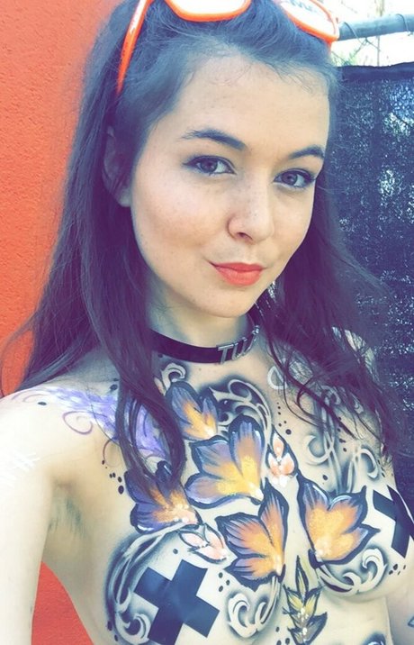 Nacktes geleaktes OnlyFans-Foto von Zhaddie Grey
