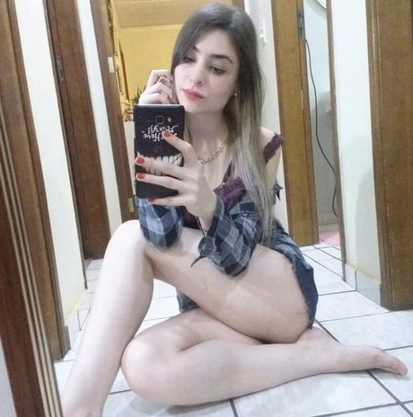 Nacktes geleaktes OnlyFans-Foto von Angel Dg