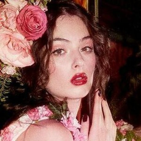 Deva Cassel