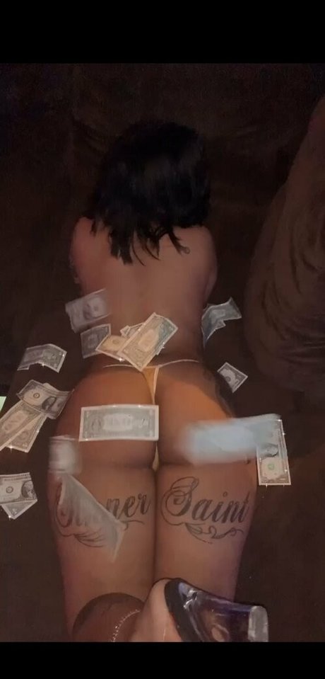 Nacktes geleaktes OnlyFans-Foto von Tsunamimami