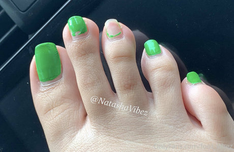 Nacktes geleaktes OnlyFans-Foto von Footvibez