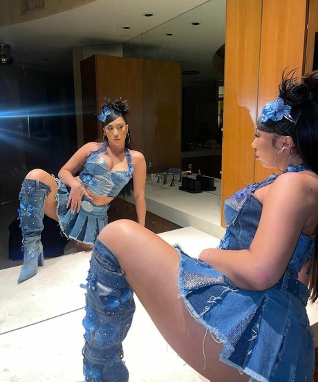 Nacktes geleaktes OnlyFans-Foto von Kali Uchis