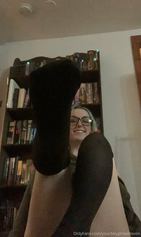 Nacktes geleaktes OnlyFans-Foto von Yourbbygirlselmoon