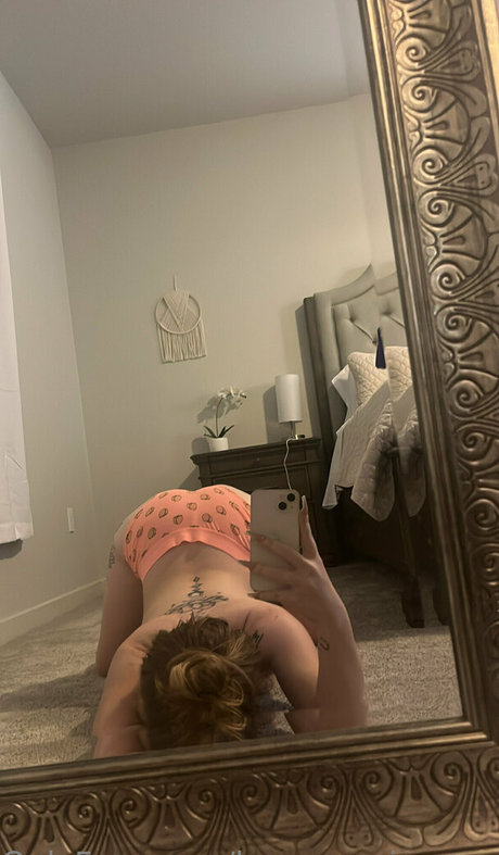 Nacktes geleaktes OnlyFans-Foto von Layonna Simpson