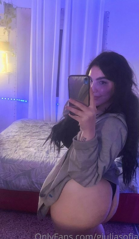 Nacktes geleaktes OnlyFans-Foto von Giuliasofiafree