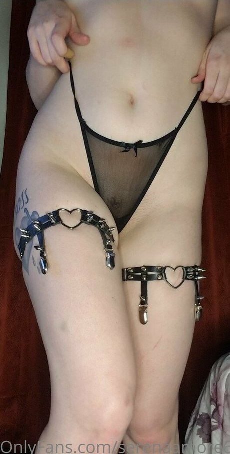 Nacktes geleaktes OnlyFans-Foto von Serenaamore69