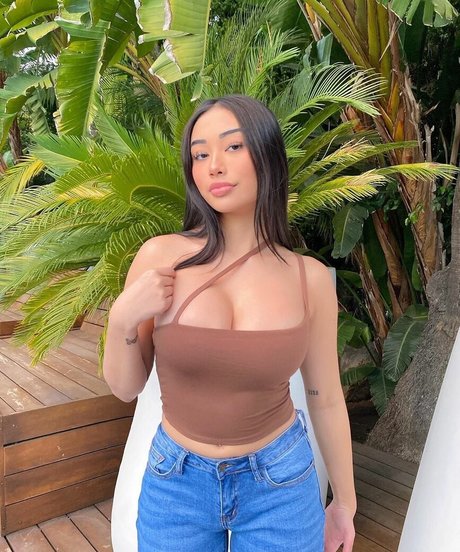 Nacktes geleaktes OnlyFans-Foto von Ellerie Marie