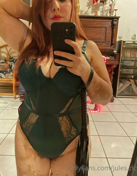 Nacktes geleaktes OnlyFans-Foto von Juleszlc