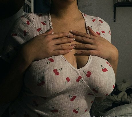 Nacktes geleaktes OnlyFans-Foto von Yuricookie