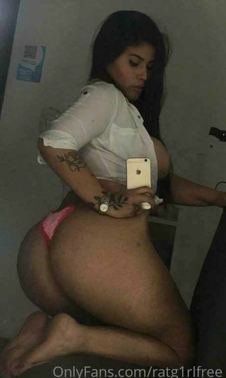 Nacktes geleaktes OnlyFans-Foto von Ratg1rlfree