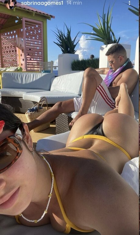 Nacktes geleaktes OnlyFans-Foto von Sabrina Gomes