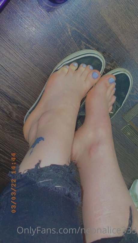Neonalice333