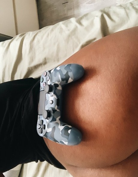 Nacktes geleaktes OnlyFans-Foto von Violetvixennfree