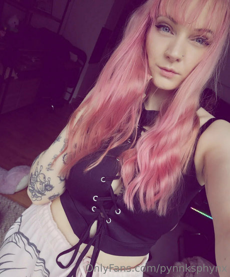 Nacktes geleaktes OnlyFans-Foto von Pynnksphynx