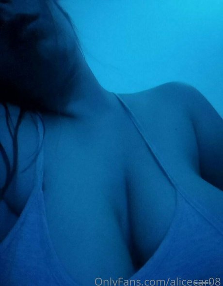 Nacktes geleaktes OnlyFans-Foto von Alicecar08